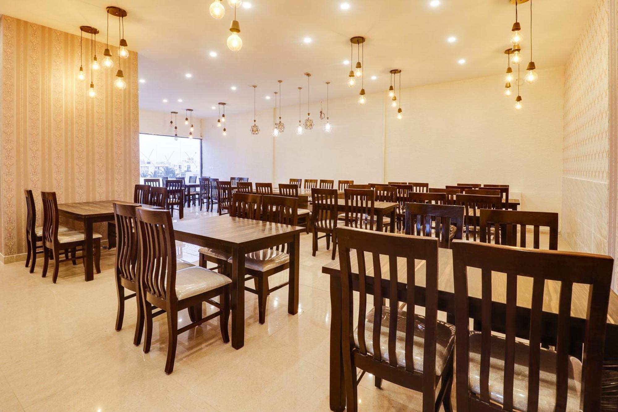 Super Collection O Manu Hotel Bangalore Ngoại thất bức ảnh
